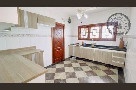 12_photo/94ce1da8a7.12a796eb49bed496-ATLAS-8d00b509-8bf2-4e8b-b391-0cf620c98b7b.jpg de casa à venda com 3 quartos, 250m² em Canto do Forte, Praia Grande