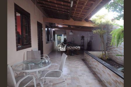 5_photo/94ce1da8dd.2ecc81a6ef288b9f-ATLAS-21decbe3-2776-40df-90b3-165adddfc0c9.jpg de casa à venda com 3 quartos, 228m² em Canto do Forte, Praia Grande