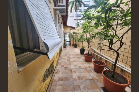 38_photo/94ce1da8dd.2ecc81a6ef288b9f-ATLAS-71640d14-559c-427e-a6ff-475e9e8e5441.jpg de casa à venda com 3 quartos, 222m² em Canto do Forte, Praia Grande