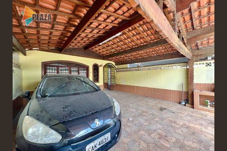 2_photo/94ce1da939.00db930ccfc38507-ATLAS-a738cc48-01f5-4aa9-84d2-6fd38cec61be.jpg de casa à venda com 2 quartos, 94m² em Canto do Forte, Praia Grande