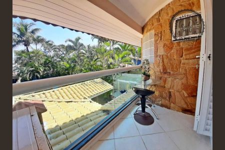 43_photo/94ce1da951.b38ac4619dd2e4c9-ATLAS-7dff678c-429c-4bab-94ae-e26fb310aa1b.jpg de casa à venda com 3 quartos, 180m² em Canto do Forte, Praia Grande