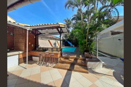 6_photo/94ce1da951.b38ac4619dd2e4c9-ATLAS-87c8c66a-a976-4ae8-a15e-983f2bb6023a.jpg de casa à venda com 3 quartos, 180m² em Canto do Forte, Praia Grande