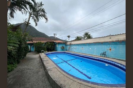 5_photo/94ce1da97f.1e0a4e184cfa3901-ATLAS-931157d3-89d6-4854-af06-a7d91387639a.jpg de casa à venda com 3 quartos, 210m² em Canto do Forte, Praia Grande