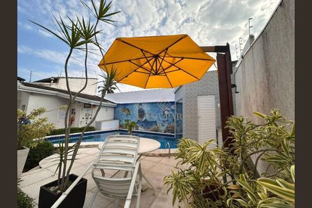 4_photo/94ce1da98d.4447a3bccb09b46a-ATLAS-0217b9ab-85c8-45ca-a61e-1cc7c9f96c55.jpg de casa à venda com 4 quartos, 324m² em Canto do Forte, Praia Grande