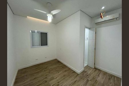 59_photo/94ce1da98f.6eaa33ef77f76814-ATLAS-c3345fd2-412b-48a4-9fa9-06845ae2b002.jpg de casa para alugar com 4 quartos, 205m² em Canto do Forte, Praia Grande