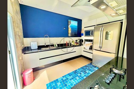 11_photo/94ce1da999.b62bf0a88a2b8643-ATLAS-742fb362-1dd4-4e14-89fb-6fd48adbaa79.jpg de casa à venda com 3 quartos, 230m² em Canto do Forte, Praia Grande