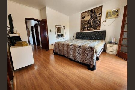 11_photo/94ce1da99d.7b0f84ee883ae8f5-ATLAS-538eb2bc-5bc5-42e8-a836-cc424493c080.jpg de casa à venda com 3 quartos, 360m² em Canto do Forte, Praia Grande