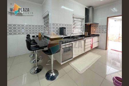 25_photo/94ce1da9a3.692fcc511d44006f-ATLAS-c799685f-6ec9-4ee7-b5ed-1bad400a114e.jpg de casa à venda com 4 quartos, 264m² em Canto do Forte, Praia Grande