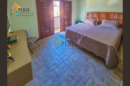 7_photo/94ce1da9b3.c735d14336f4737f-ATLAS-5a01eb8b-e532-4138-80f2-d74bda5e2916.jpg de casa à venda com 3 quartos, 260m² em Canto do Forte, Praia Grande