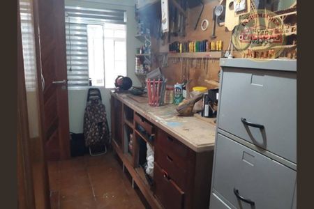 8_photo/94ce1da9c5.1ec89c7cbdfc8b9a-ATLAS-ed1fc2d8-3a60-4ff1-a51d-5bca7fe460d1.jpg de casa à venda com 3 quartos, 302m² em Canto do Forte, Praia Grande