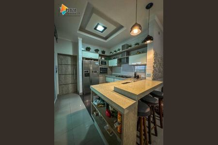 12_photo/94ce1da9ed.e7addae7bde7a197-ATLAS-374fd2a8-b09a-4e67-8d68-086ceb42e8eb.jpg de casa à venda com 3 quartos, 229m² em Canto do Forte, Praia Grande