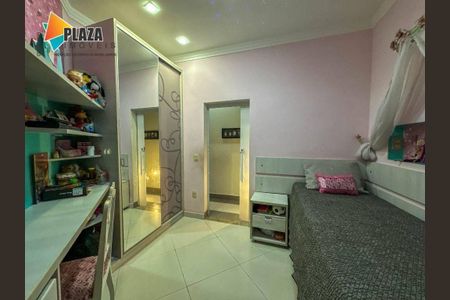 24_photo/94ce1da9ed.e7addae7bde7a197-ATLAS-df8fd68e-8648-40f1-8904-9376e9fd8d10.jpg de casa à venda com 3 quartos, 229m² em Canto do Forte, Praia Grande