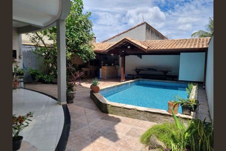 1_photo/94ce1daa17.9289ff34ae3bfe2e-ATLAS-86322c90-e75a-4f7f-b0a8-256a8d25d62b.jpg de casa para alugar com 3 quartos, 200m² em Canto do Forte, Praia Grande