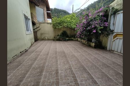 4_photo/94ce1daa17.9289ff34ae3bfe2e-ATLAS-e93c48f7-de61-43e2-a4c2-8a776146091e.jpg de casa à venda com 3 quartos, 200m² em Canto do Forte, Praia Grande