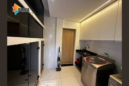 6_photo/94ce1daa27.4fc856360cf0b3d0-ATLAS-18e998ed-f098-4993-8900-547cff276b2e.jpg de casa à venda com 4 quartos, 300m² em Canto do Forte, Praia Grande