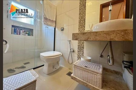 8_photo/94ce1daa27.4fc856360cf0b3d0-ATLAS-27ea6d0d-1c24-4239-9659-55c53b341c9c.jpg de casa à venda com 4 quartos, 300m² em Canto do Forte, Praia Grande