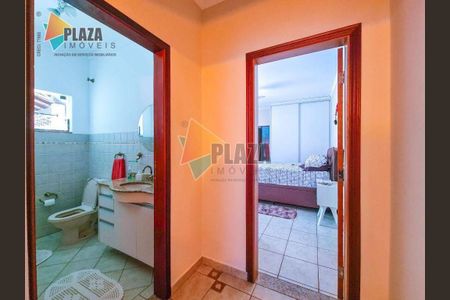 49_photo/94ce1daa2b.59e2a8b39dc3b007-ATLAS-38a9dc2e-5175-4d95-806a-98604da20b1d.jpg de casa à venda com 3 quartos, 277m² em Canto do Forte, Praia Grande