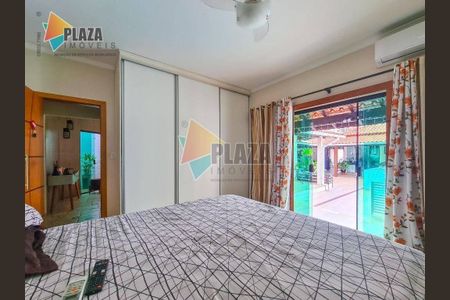 46_photo/94ce1daa2b.59e2a8b39dc3b007-ATLAS-5c4d12ff-106f-4cb4-8949-f7c92d66d941.jpg de casa à venda com 3 quartos, 277m² em Canto do Forte, Praia Grande