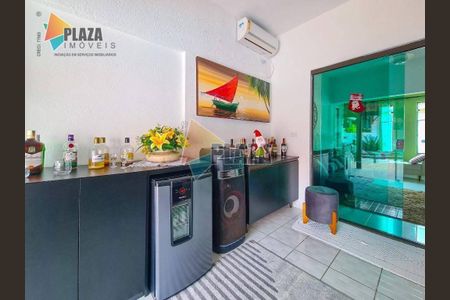 25_photo/94ce1daa2b.59e2a8b39dc3b007-ATLAS-b231c3dc-8330-4751-9486-9160f12c1cb4.jpg de casa à venda com 3 quartos, 277m² em Canto do Forte, Praia Grande