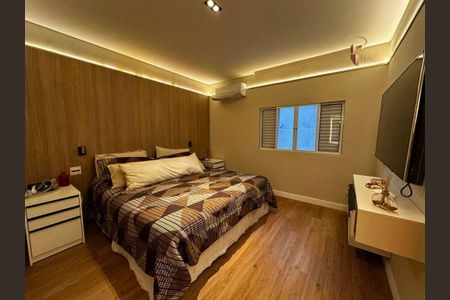 4_photo/94ce1daa2f.99f50d4dc00ebe87-ATLAS-23466e8a-0f15-4ce4-9e2b-fff10258090b.jpg de casa à venda com 4 quartos, 400m² em Canto do Forte, Praia Grande