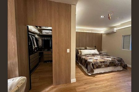 2_photo/94ce1daa2f.99f50d4dc00ebe87-ATLAS-8f826da1-2c39-453b-8a67-2064fe5aacf8.jpg de casa à venda com 4 quartos, 400m² em Canto do Forte, Praia Grande