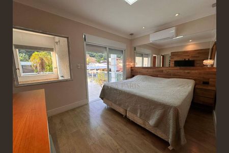 9_photo/94ce1daa3b.15604e16f11eddfa-ATLAS-b2f85578-17b6-43f7-b2f1-0e7b4d943eb4.jpg de casa à venda com 4 quartos, 273m² em Canto do Forte, Praia Grande