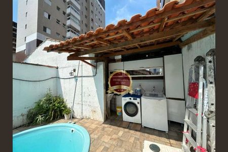 4_photo/94ce1dab93.bb8031bc67b82846-ATLAS-e72a1a27-4ebc-4a00-a80f-e66c2e27fc77.jpg de casa à venda com 3 quartos, 180m² em Canto do Forte, Praia Grande