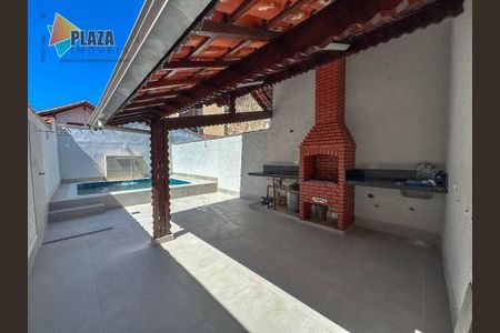 17_photo/94ce1dab9b.00962d18e7f54a07-ATLAS-d7c1596c-9dc3-4a29-b3fe-d6eb732cd820.jpg de casa à venda com 3 quartos, 102m² em Canto do Forte, Praia Grande