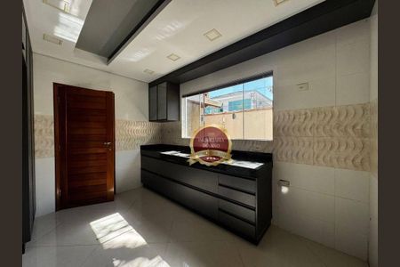 4_photo/94ce1dabaf.c6544703e1ae441e-ATLAS-d8ff2872-44fc-455a-9de9-a76e2f8e295d.jpg de casa à venda com 3 quartos, 160m² em Canto do Forte, Praia Grande