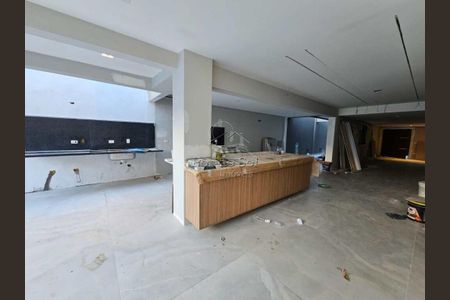 9_photo/94ce1dabb3.0fee6dfc1a5f20f7-ATLAS-4cd6933f-c511-46b8-a91f-5bf09c1ab2c0.jpg de casa à venda com 4 quartos, 350m² em Canto do Forte, Praia Grande