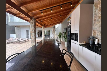 25_photo/94ce1dabd9.b638bc529ff2c692-ATLAS-b61b1dfe-5cbb-40b3-99b4-c3f9cc420f60.jpg de casa à venda com 5 quartos, 380m² em Canto do Forte, Praia Grande