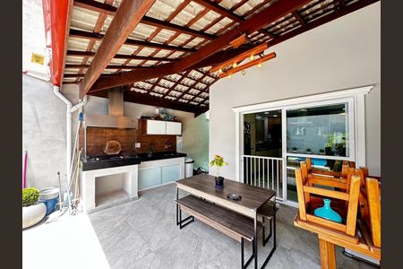 48_photo/94ce1dabef.1e0a4e184cfa3901-ATLAS-33593179-ff80-4fe2-84ed-45d1952bb69b.jpg de casa à venda com 3 quartos, 160m² em Canto do Forte, Praia Grande