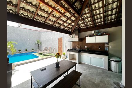 40_photo/94ce1dabef.1e0a4e184cfa3901-ATLAS-91112269-f2ea-4e23-bd2b-720589605f21.jpg de casa à venda com 3 quartos, 160m² em Canto do Forte, Praia Grande