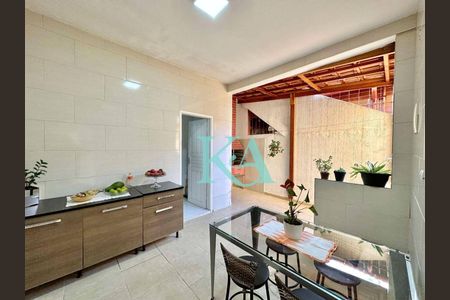 3_photo/94ce1dabfb.ea051cd517c7e183-ATLAS-e3062220-e77b-4d59-b082-b348260e34a8.jpg de casa à venda com 3 quartos, 103m² em Canto do Forte, Praia Grande