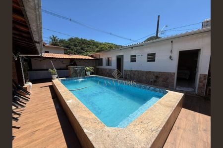 26_photo/94ce1dac7d.4847259739ef2018-ATLAS-eef41753-a470-4edf-bf74-12977bb13c74.jpg de casa à venda com 5 quartos, 200m² em Canto do Forte, Praia Grande
