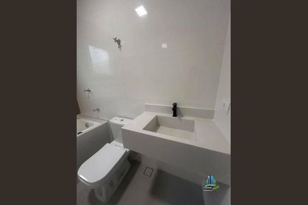 8_photo/94ce1dae43.5b86ecbfc5c60960-ATLAS-ddd5f31d-4ea4-485f-b5fd-c331ce0b8b12.jpg de casa à venda com 3 quartos, 140m² em Canto do Forte, Praia Grande