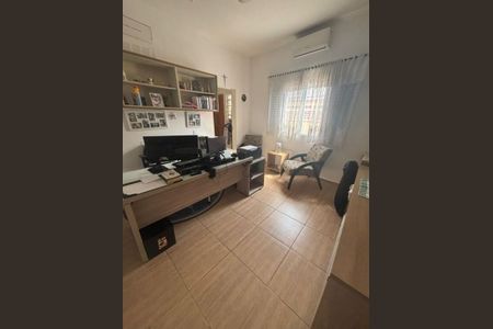 9_photo/94ce1dae4d.c197889b3f049bc6-ATLAS-a3374a4e-69f8-4b43-b7b3-b8f0d5fc4dc3.jpg de casa à venda com 3 quartos, 155m² em Canto do Forte, Praia Grande