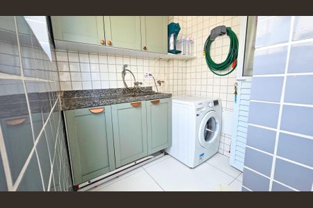 20_photo/94ce1dae89.c49fb70cdb87ef99-ATLAS-fca32f13-304a-4e4e-8691-42cf314a37ca.jpg de apartamento à venda com 1 quarto, 43m² em Canto do Forte, Praia Grande