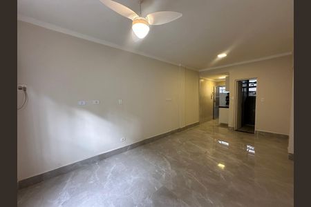 8_photo/94ce1daef3.49b11aa0f910bcad-ATLAS-3cfa4ec9-d06a-4ab5-a5b1-1b9d5003247c.jpg de kitnet/studio à venda com 1 quarto, 33m² em Canto do Forte, Praia Grande