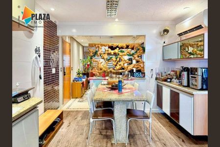 7_photo/94ce1daf2d.afbadacd6c4edc03-ATLAS-e751c2d1-fa26-4167-8f20-e1d4faf509e8.jpg de apartamento à venda com 3 quartos, 234m² em Canto do Forte, Praia Grande