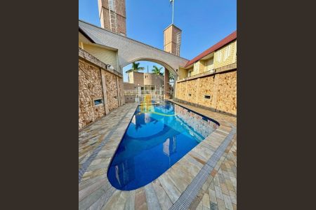 8_photo/94ce1db0dd.35cb2562ae28c182-ATLAS-b68e6927-0ed8-4e7e-a5d3-21a3254b98bd.jpg de casa à venda com 2 quartos, 117m² em Boqueirão, Praia Grande