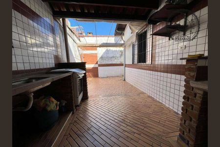 3_photo/94ce1db0fd.177cb1add9b9af4b-ATLAS-a2a80f1a-d31c-47ff-b51d-e74b6d57e207.jpg de casa à venda com 2 quartos, 43m² em Boqueirão, Praia Grande