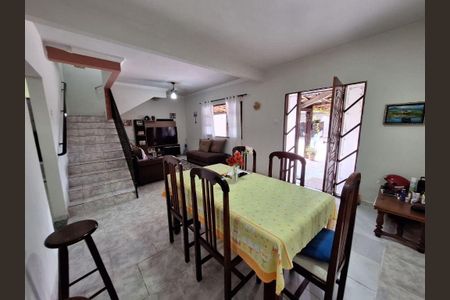 9_photo/94ce1db13b.5cacb5cd1a05b02e-ATLAS-60aff14a-9b4f-4d2a-8f39-11b0b6188eb6.jpg de casa à venda com 4 quartos, 175m² em Boqueirão, Praia Grande