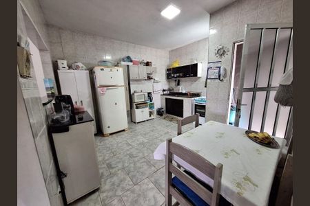 4_photo/94ce1db13b.5cacb5cd1a05b02e-ATLAS-c3fbafcc-17d3-4ba9-8879-3d4cd114e706.jpg de casa à venda com 4 quartos, 175m² em Boqueirão, Praia Grande