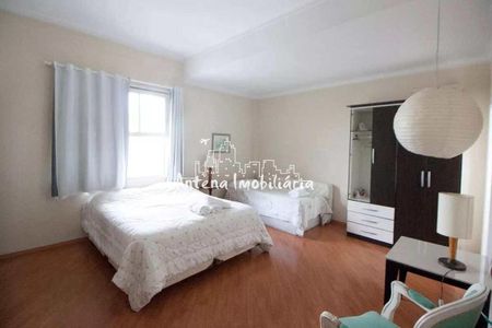 8_photo/94ce1db1ef.98b2df3b8d936f6f-ATLAS-c2126f0e-3761-4f46-9dd8-44cd26e9d6df.jpg de casa à venda com 1 quarto, 54m² em Boqueirão, Praia Grande