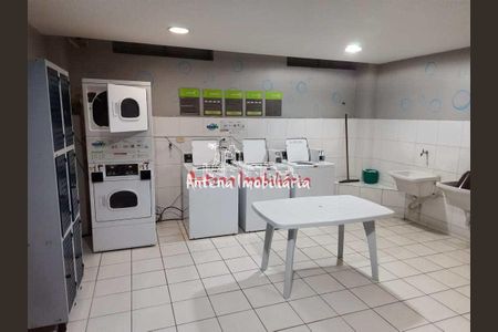 10_photo/94ce1db1ef.98b2df3b8d936f6f-ATLAS-e7a8b2b0-26fb-4ebb-8ee1-db09ef322db2.jpg de casa à venda com 1 quarto, 38m² em Boqueirão, Praia Grande