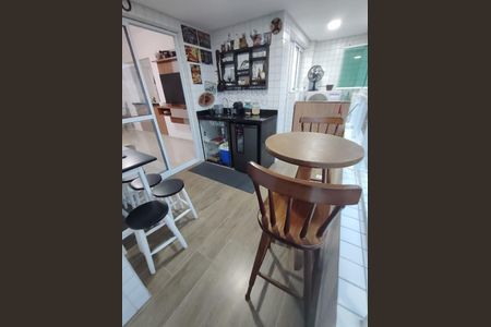 7_photo/94ce1db1f3.da02abc74c2fddab-ATLAS-77d4cd54-164a-40c2-a87d-baf98cacbc9c.jpg de apartamento à venda com 2 quartos, 76m² em Boqueirão, Praia Grande