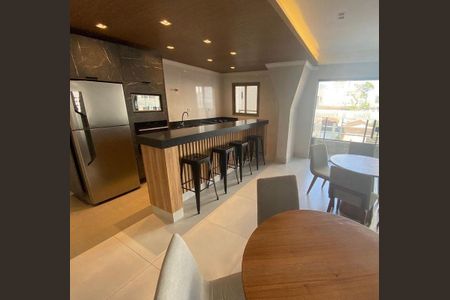 6_photo/94ce1db20b.55c0cbbfe6119b71-ATLAS-2f1a12fa-e4a3-41dd-9a83-942ed57b14e3.jpg de apartamento à venda com 2 quartos, 63m² em Boqueirão, Praia Grande