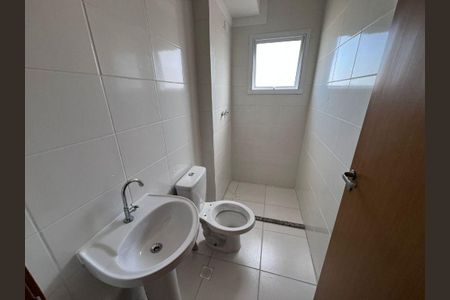 5_photo/94ce1db2a3.b7064cee75850f97-ATLAS-9b47db79-e38a-4819-8530-c223e093e22b.jpg de apartamento à venda com 2 quartos, 60m² em Boqueirão, Praia Grande