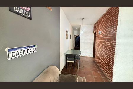 7_photo/94ce1db2b7.5b574a8760c812f9-ATLAS-3aab78c7-d851-4266-b29f-a46364f38468.jpg de casa para alugar com 2 quartos, 80m² em Boqueirão, Praia Grande